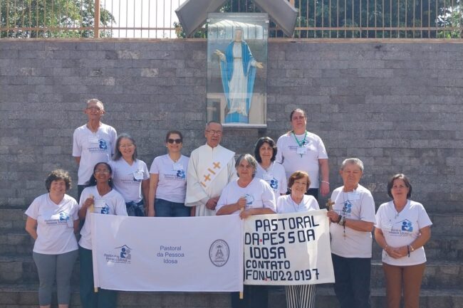 Pastoral da Pessoa Idosa da Aparecida participou de Retiro Diocesano