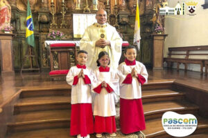 P4_FL_04_CARMO_novos_acolitos