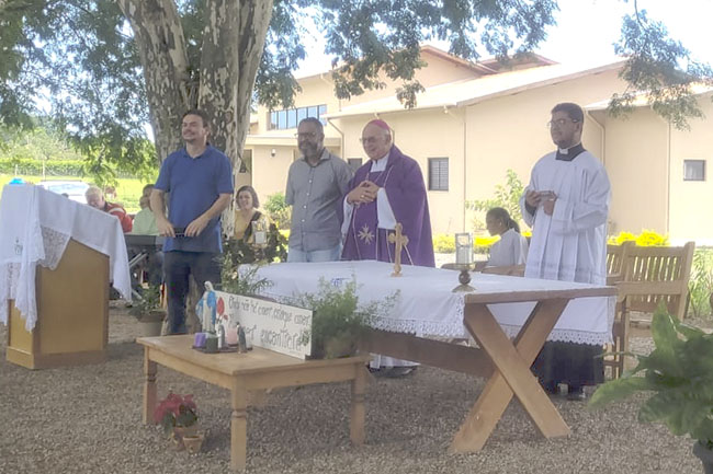 Dom Vicente celebra missa na Fazenda da Esperança