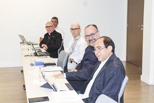 Grupo responsável por oferecer análise de conjuntura para o episcopado brasileiro reúne-se na sede da CNBB