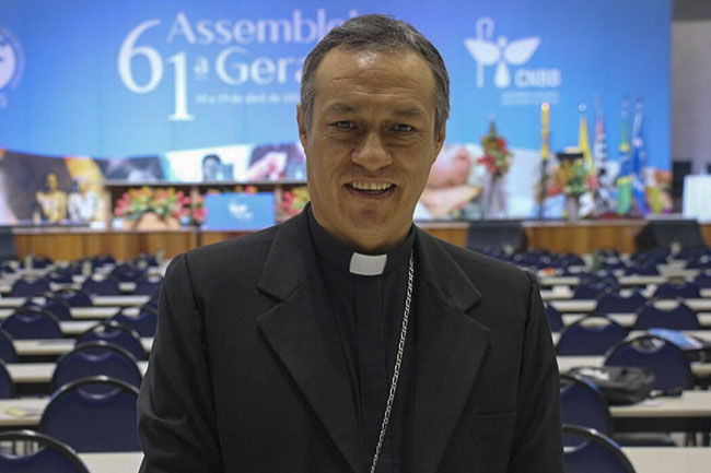 Secretário-geral do Celam diz sentir-se em casa e destaca a unidade do episcopado brasileiro