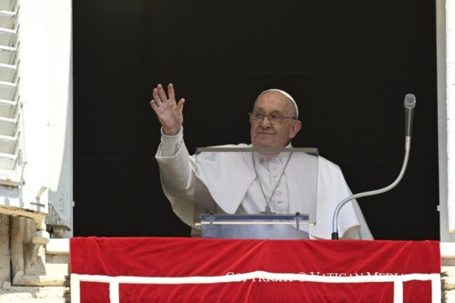 Papa Francisco: “o verdadeiro amigo não o abandona, nem mesmo quando você comete um erro”