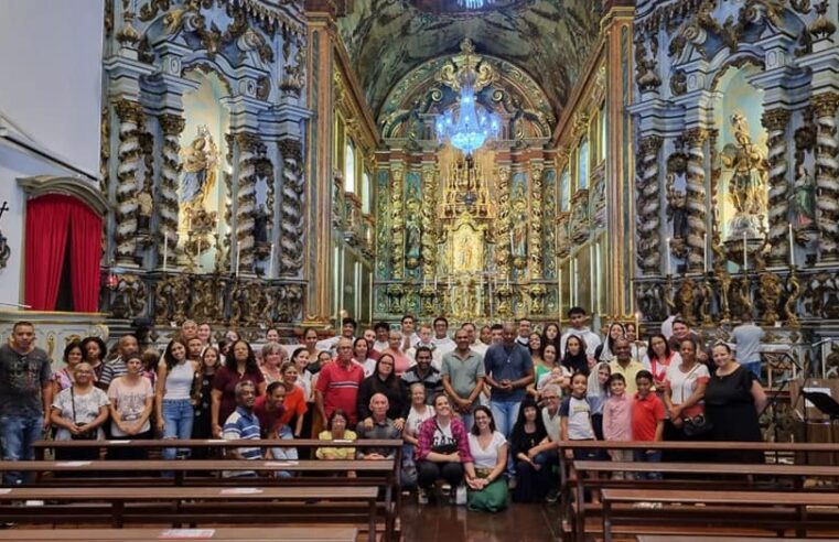 Sagrada Família realizou Peregrinação Mariana