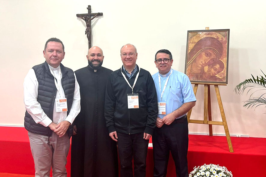 Quatro padres brasileiros, indicados pela CNBB, participam de encontro em preparação ao Sínodo, em Roma