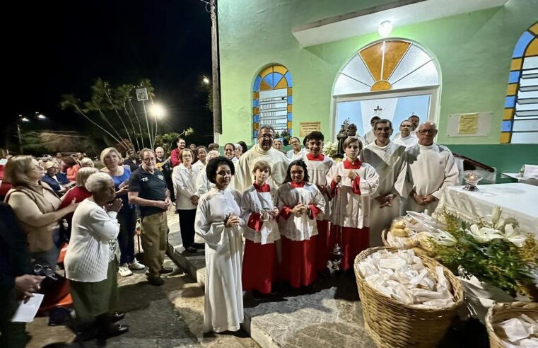 Procissão e missa de Santo Antônio na Vila Guido