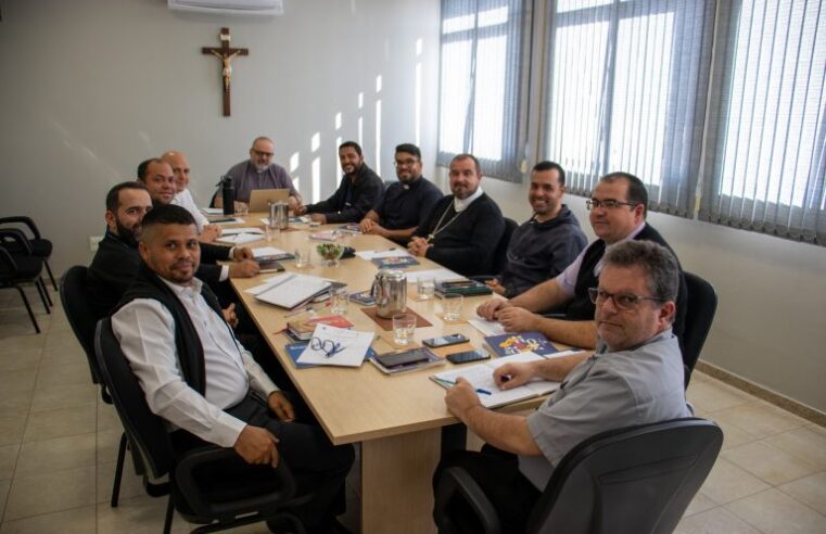 Diocese reúne equipe da Ação Evangelizadora para avaliação e planejamento