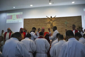 P4_FL_08_DIOCESE_Missa_envio_Semise