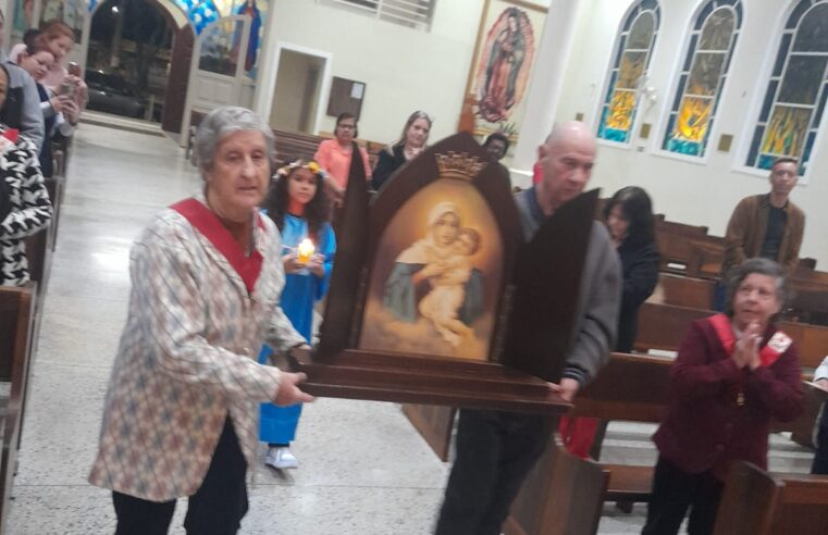 Paróquia São Cristóvão recebeu imagem diocesana da Mãe Peregrina