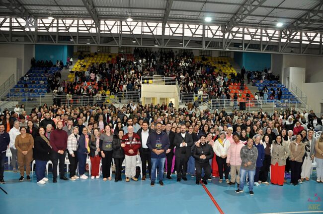 Concentração diocesana reuniu mais de mil catequistas em Itu