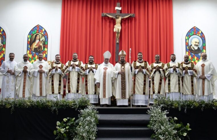 Diocese de Jundiaí ordena 7 diáconos transitórios