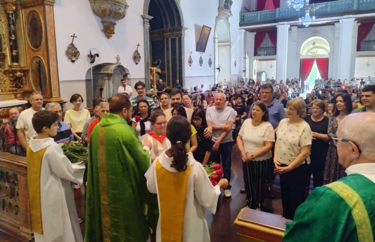 Homenagem aos catequistas na Candelária