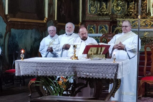 Missa marcou aniversário de padre Francisco Carlos