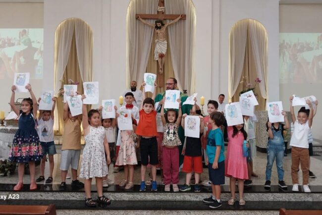 Crianças da Pré-Catequese na Aparecida