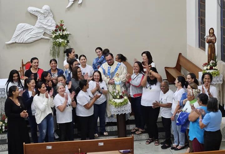 Sagrada Família realizou missa de Nossa Senhora de La Salette