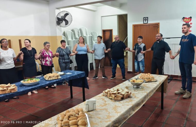 Confraternização dos voluntários da festa de Nossa Senhora Aparecida