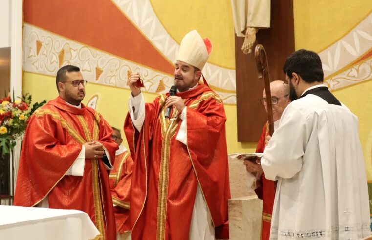 Padre Matheus toma posse como pároco da São Judas