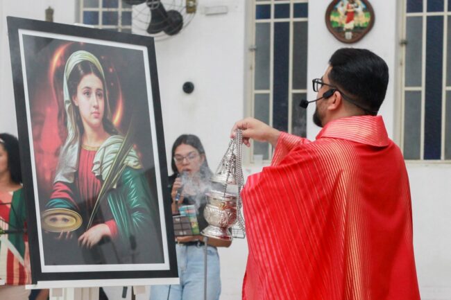 Missa de Santa Luzia na São João Batista