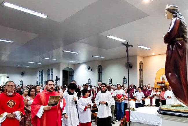 Comunidade Santa Luzia festejou sua padroeira