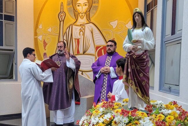 Novena em honra a Santa Luzia prossegue na comunidade do Jardim Aeroporto