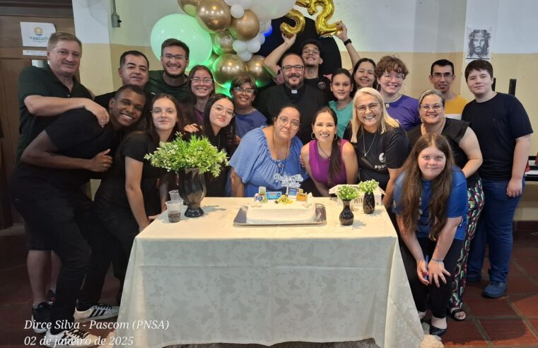 Paróquia Aparecida celebrou aniversário de padre Ton