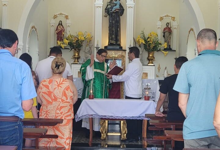 Celebração na Comunidade Santo Antônio, no Jacuhu