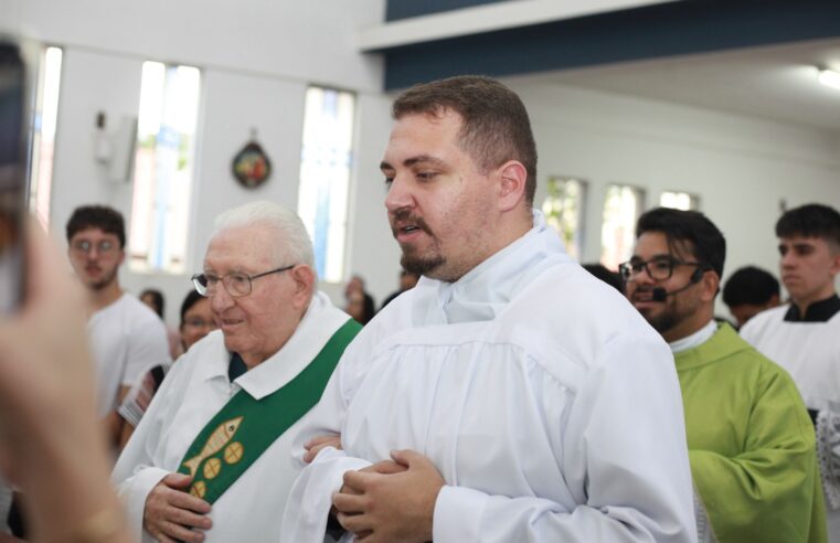 São João Batista se despede do seminarista Guilherme