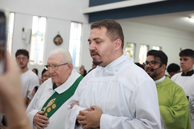 São João Batista se despede do seminarista Guilherme