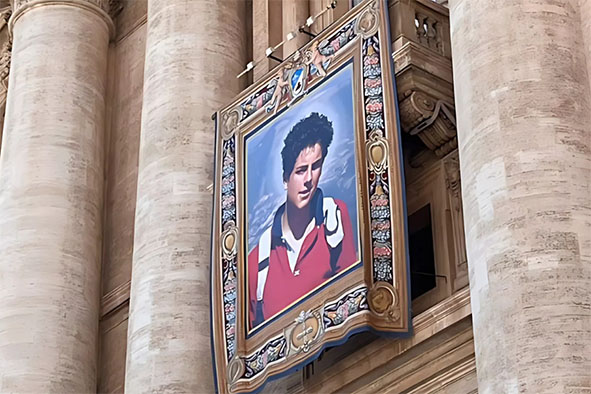 No domingo, 7 de setembro, Igreja eleva o jovem beato Carlo Acutis aos altares como o primeiro santo millennial