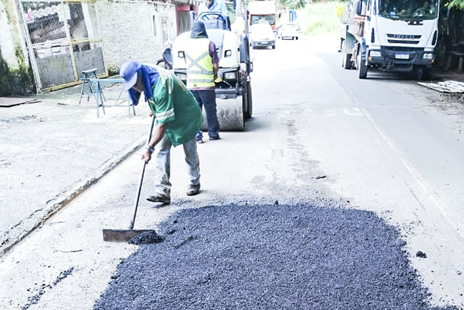 Operação tapa-buraco avança em bairros de Itu nesta semana
