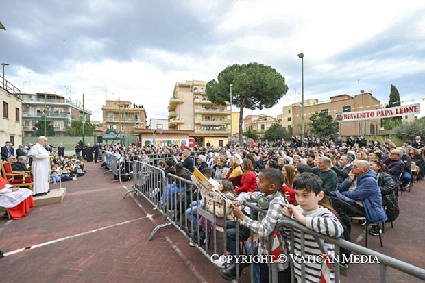 Deus doa sempre luz e esperança e aqueles que o invocam devem buscar a paz