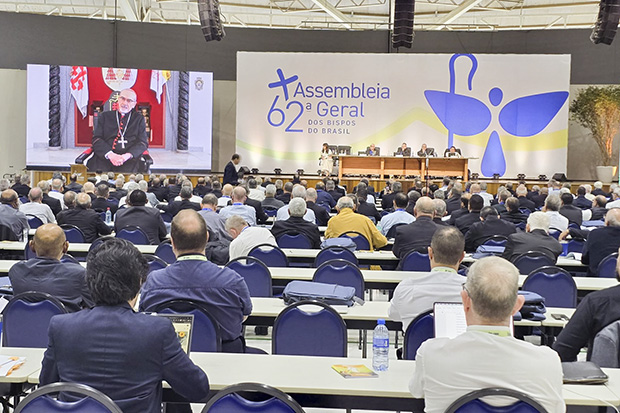Cardeal Pierbattista Pizzaballa agradece apoio da Igreja no Brasil em mensagem à Assembleia da CNBB