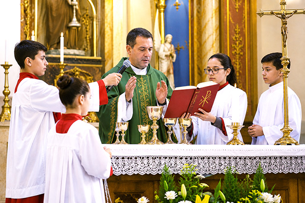 Inscrições para Pequenos Acólitos na Senhor do Horto