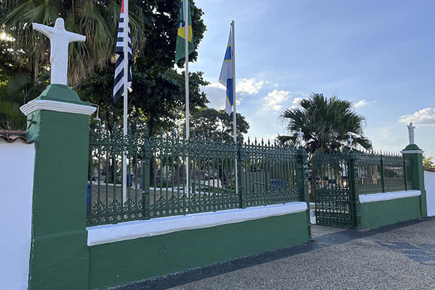 Finados terá cinco missas  no Cemitério Municipal